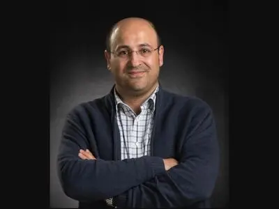 شهرام گیل‌آبادی از مدیرعاملی خانه تئاتر کناره‌گیری کرد