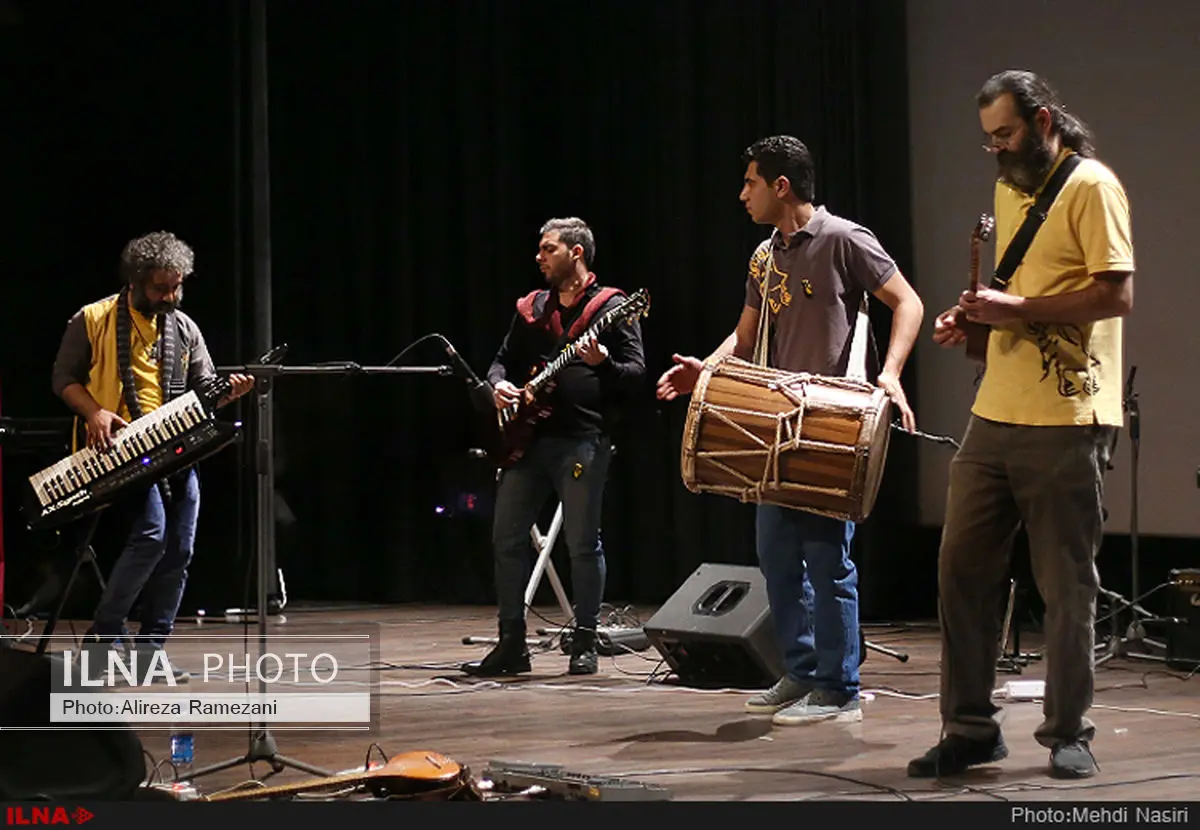 رونمایی از اولین آلبوم گروه «نیوش» با حضورِ نمایندگانِ ساحل عاج