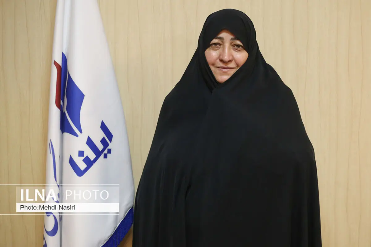 اگر قرار است شوراها قوانین را تصویب کنند، پس مجلس چه کاره است؟/ نمایندگان نگذارند مجلس بی‌اختیار شود