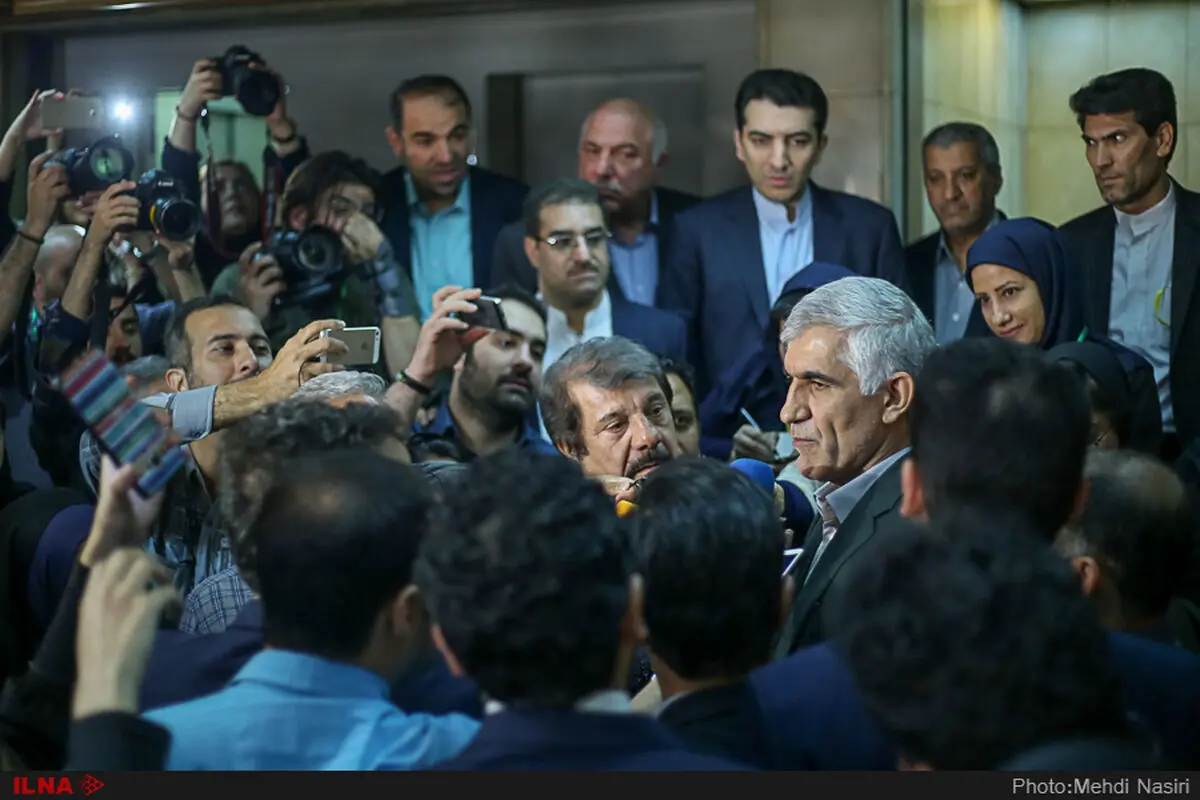 اتباع بیگانه مشغول در شهرداری مجوز کار و اقامت دارند/ آغاز ساخت ۳۰ واگن جدید برای متروی تهران توسط چینی‌ها