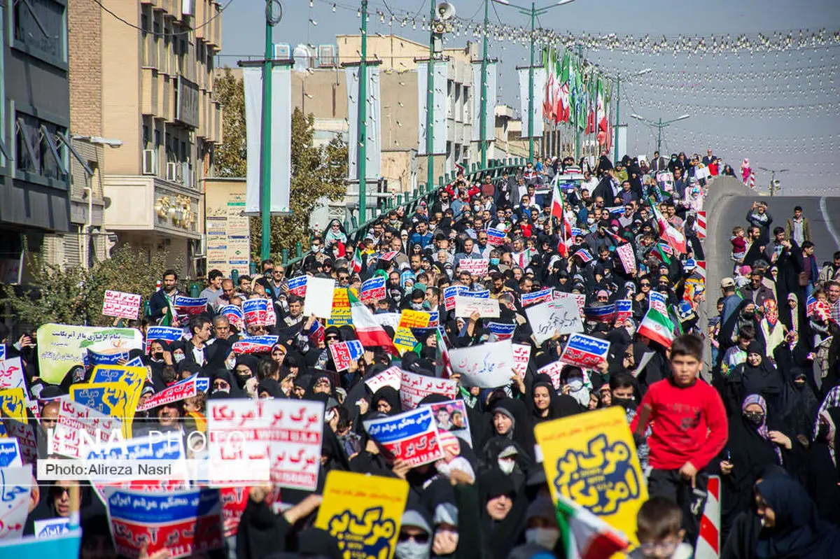 حضور چهره‌های سرشناس در راهپیمایی ۲۲ بهمن
