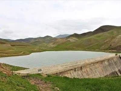 بهبود پوشش گیاهی مراتع شهرستان اهر به برکت بارش‌های اردیبهشت