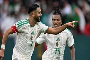 ویدئو: وقتی نیجریه مغلوب نبوغ ستاره الجزایری شد