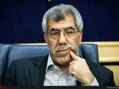 تشکیل کمیته‌ای از ۱۳ دانشگاه برتر برای حل بحران‌های اقتصادی و اجتماعی کشور/جو ناامیدی بر جامعه حاکم است