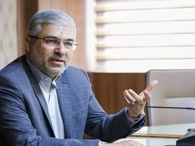رفع مسایل و مشکلات اقتصادی باید در اولویت باشد