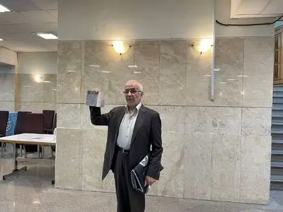 سبحانی در انتخابات نام‌نویسی کرد/ فیلم