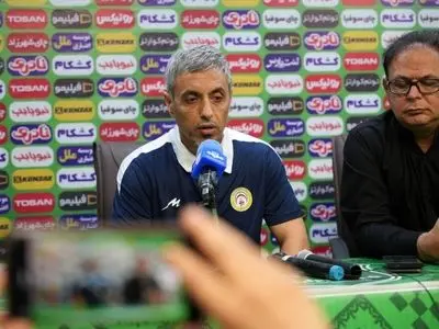 خطیبی: فجر سپاسی به‌مرور به تیمی باکیفیت تبدیل می‌شود