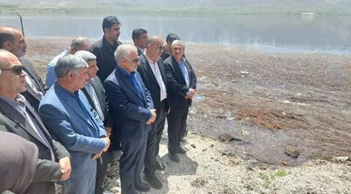 بازدید اعضای کمیسیون کشاورزی مجلس از تالاب چغاخور
