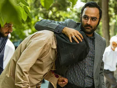 فرصتی به نام بازارهای جهانی سینما/ مذاکرات برای نمایش مصلحت هنوز به نتیجه نرسیده