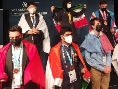 کسب مدال طلای رشته جواهرسازی در مسابقات جهانی مهارت
