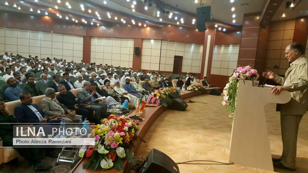 بافت بلوچ، مجتمع پتروشیمی و کارخانه سیمان سرباز سه ضلع مثلث تحول منطقه