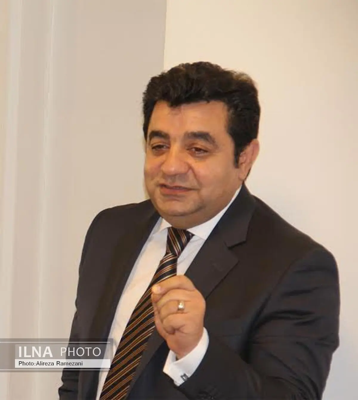 کاهش واردات جای افتخار ندارد!