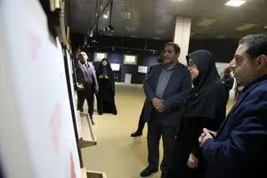 نمایشگاه «خلیج فارس؛ دریای دلیران» میزبان سخنگوی دولت شد