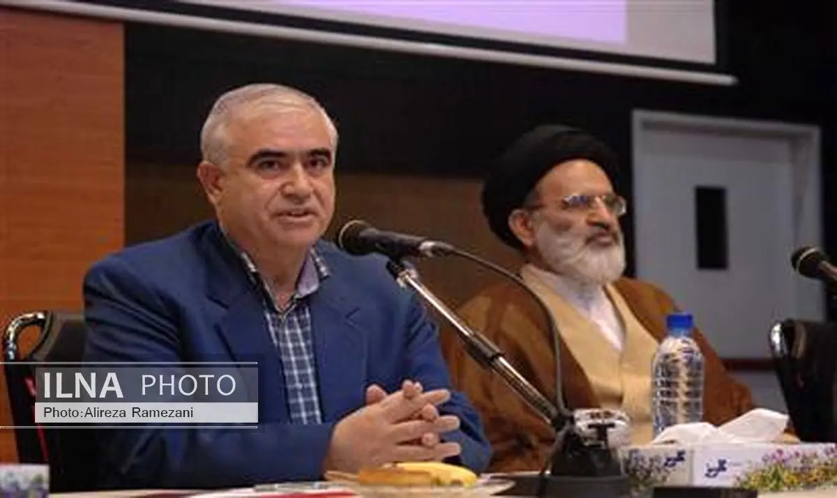مسئولان نماینده ولیفقیه در استان را برای رسیدن به اهداف مورد نظر یاری کنند
