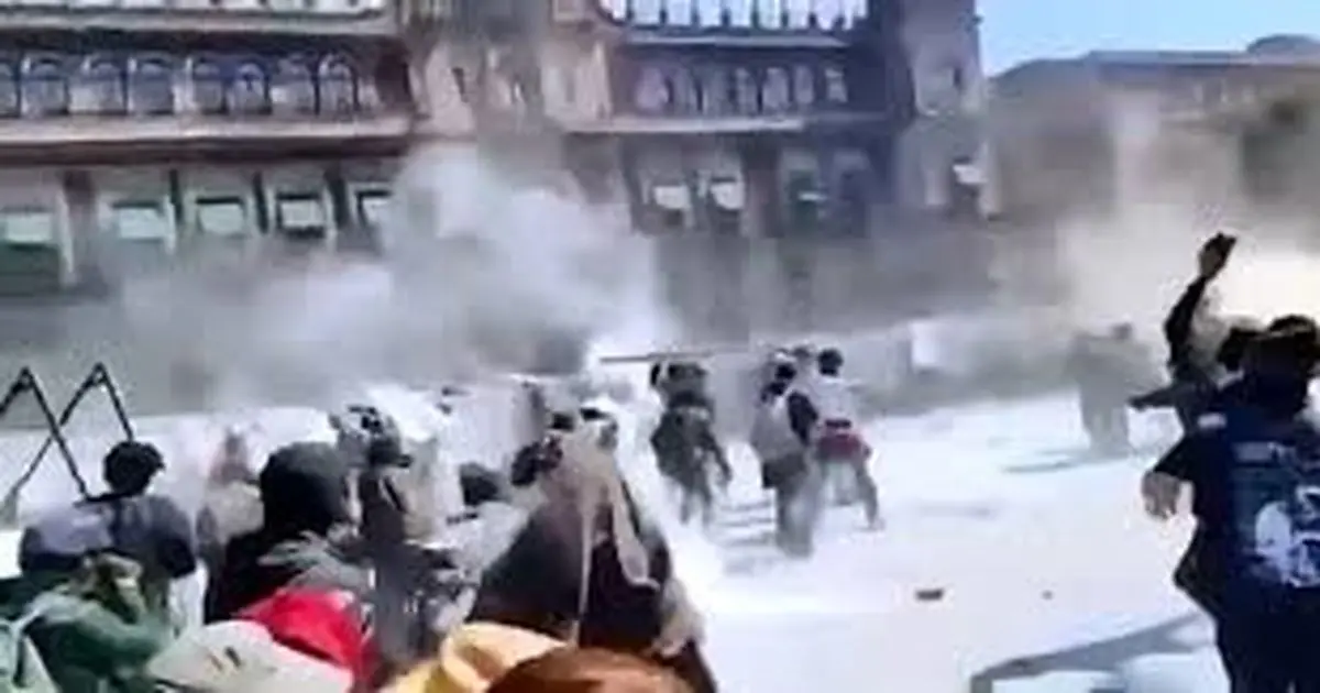 شورش‌ زومرها در مکزیک ۱۲۰ زخمی برجای گذاشت +فیلم