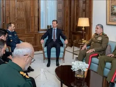 وزير الدفاع الايراني يلتقي الرئيس السوري بشار الأسد 