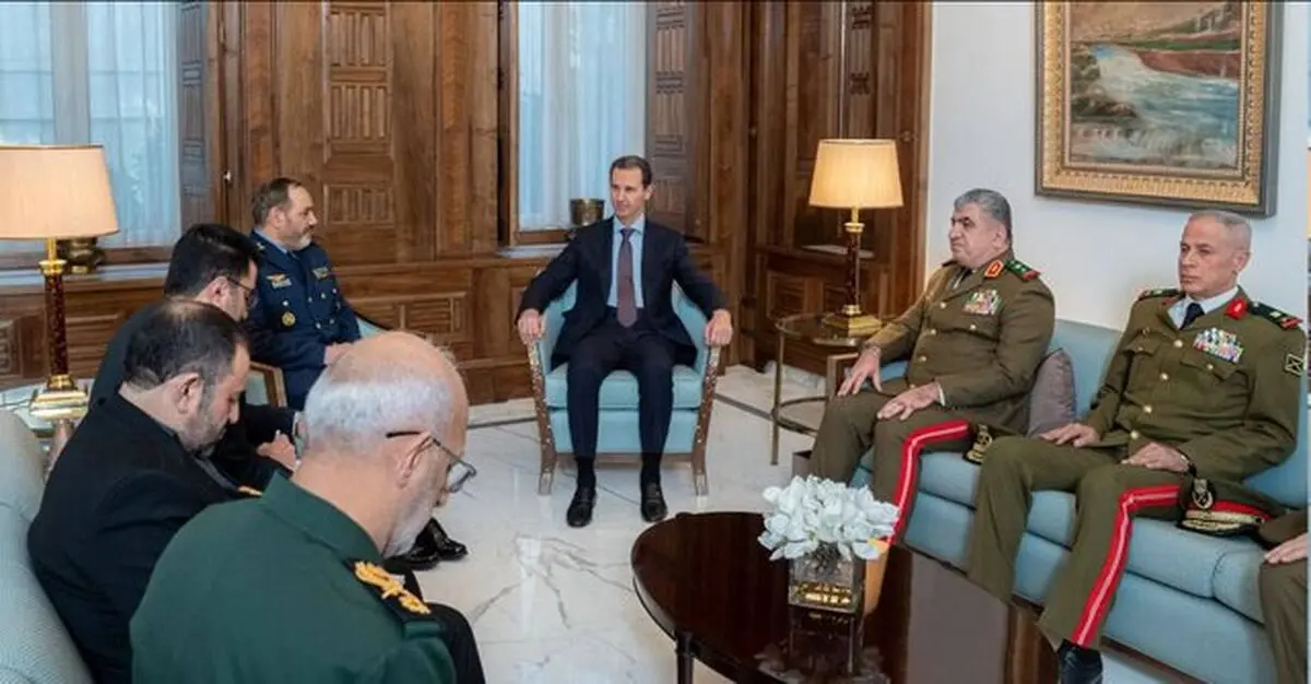 وزير الدفاع الايراني يلتقي الرئيس السوري بشار الأسد 