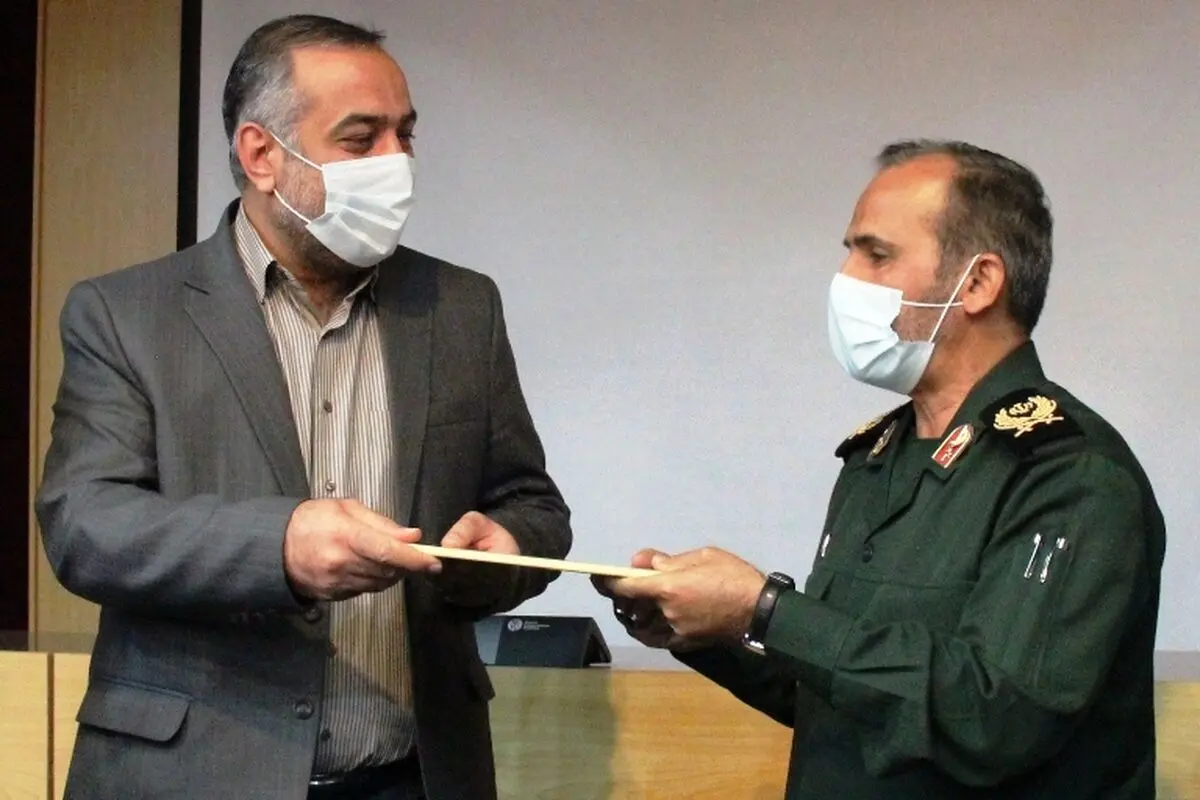 امضای تفاهم نامه سپاه فارس، دستگاه قضایی و نهادهای اجرایی برای مقابله با احتکار و گرانی