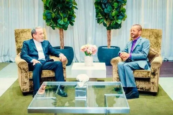 عراقجي يلتقي البوسعيدي في جنيف على اعتاب الجولة الثالثة من المحادثات النووية