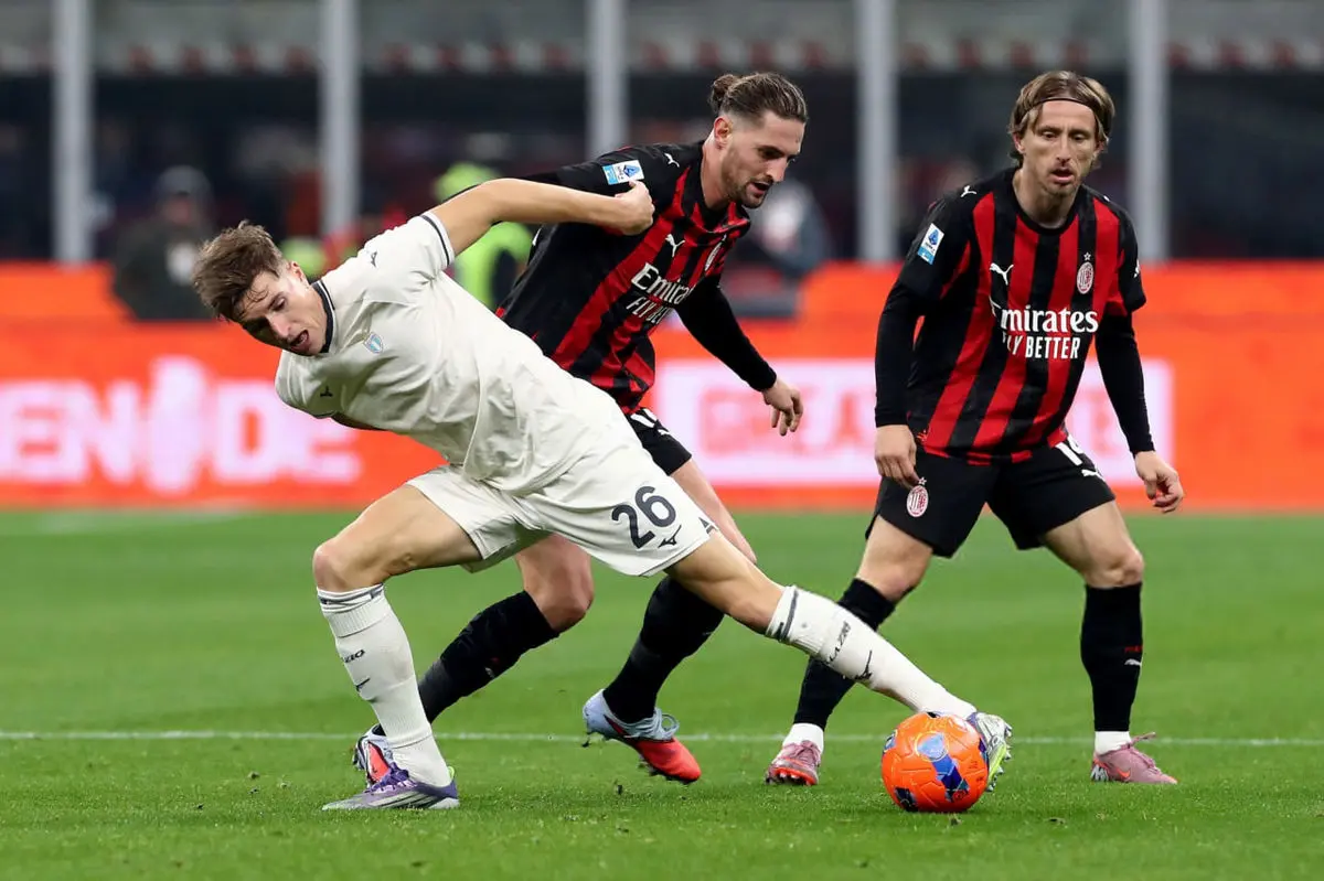 میلان در خانه عقاب ها را شکار کرد