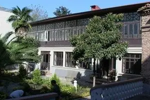 درخواست توقف ساخت‌وساز در محدوده خانه تاریخی قدیری رشت