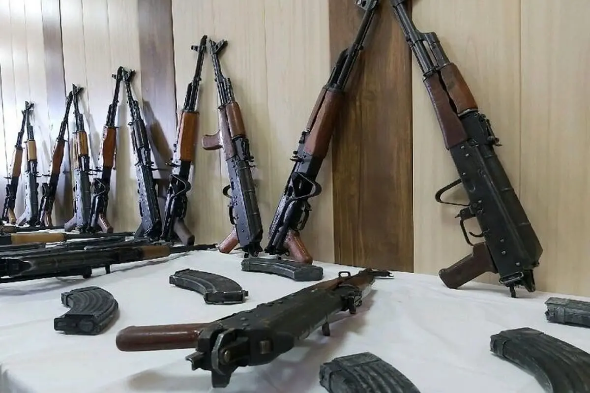 کشف بیش از یک‌هزار قبضه سلاح جنگی در سیستان و بلوچستان