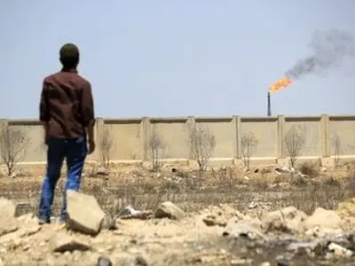 مهاجرت اجباری از خوزستان؛ وقتی بیکاری، آلودگی هوا و افت کیفیت زندگی هم‌زمان نیروی کار را می‌رانند