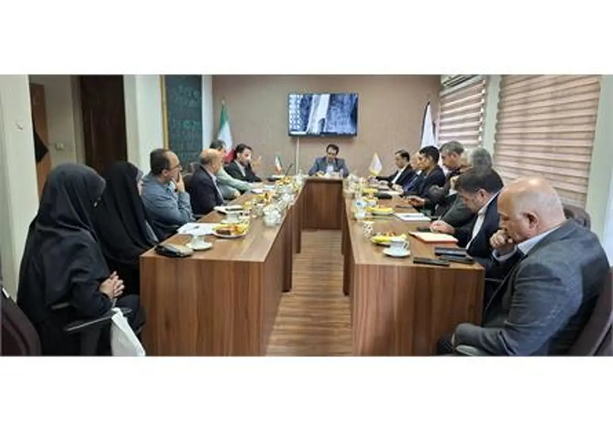 تأکید رئیس کارگروه ساماندهی مد و لباس کشور بر تکمیل زنجیره تولید مد و لباس از ایده تا بازار