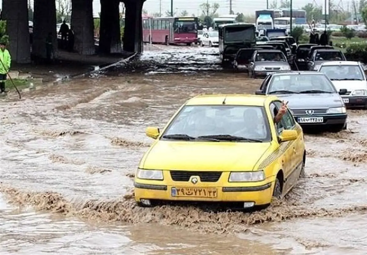 خدمت‌رسانی تاکسیرانی شهر تهران به ساکنان مناطق سیل زده امام زاده داوود