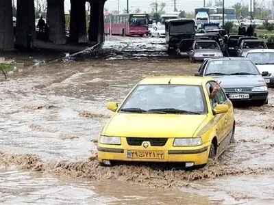خدمت‌رسانی تاکسیرانی شهر تهران به ساکنان مناطق سیل زده امام زاده داوود