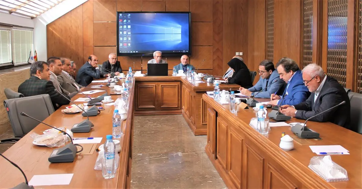 انجام 80 درصد صادرات زعفران در سال 97 توسط افراد غیرمتخصص 