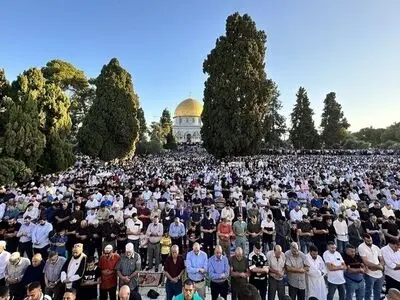 اقامه نماز عید قربان در مسجد الاقصی با حضور گسترده فلسطینیان