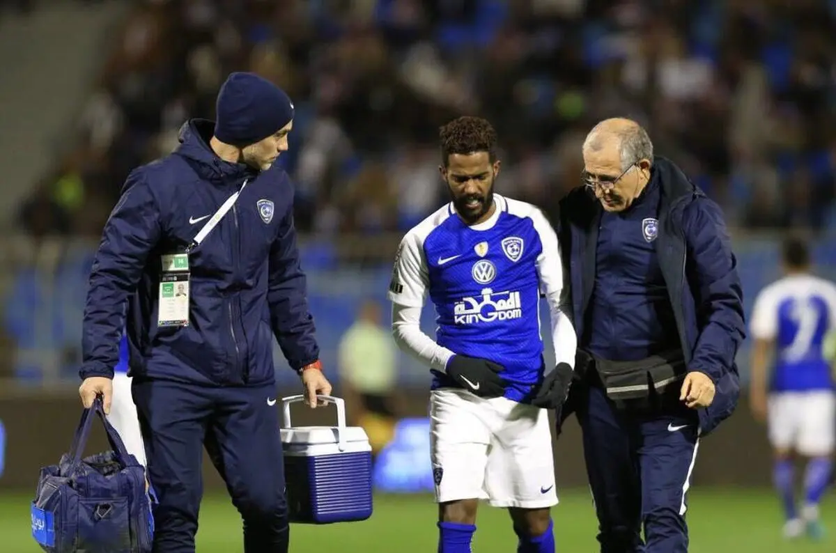 ستاره الهلال مصدوم شد