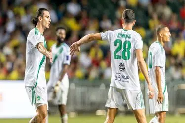 ویدیو: گل دوم الاهلی به الحزم با گل به خودی تانکر