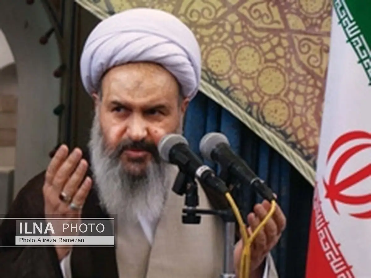 انتقاد امام جمعه کاشان از موضع‌گیری دبیرکل سازمان در مقابل جنایت‌های آل سعود 