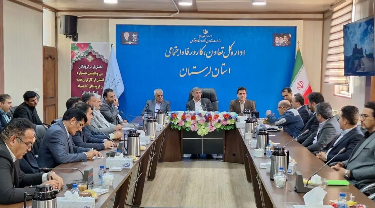 معیشت و اشتغال همواره از دغدغه‌های اصلی مسئولان استان و کشور  است