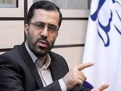 رییس‌جمهور نسبت به رهاشدگی قیمت ارز در بازار پاسخگو باشد