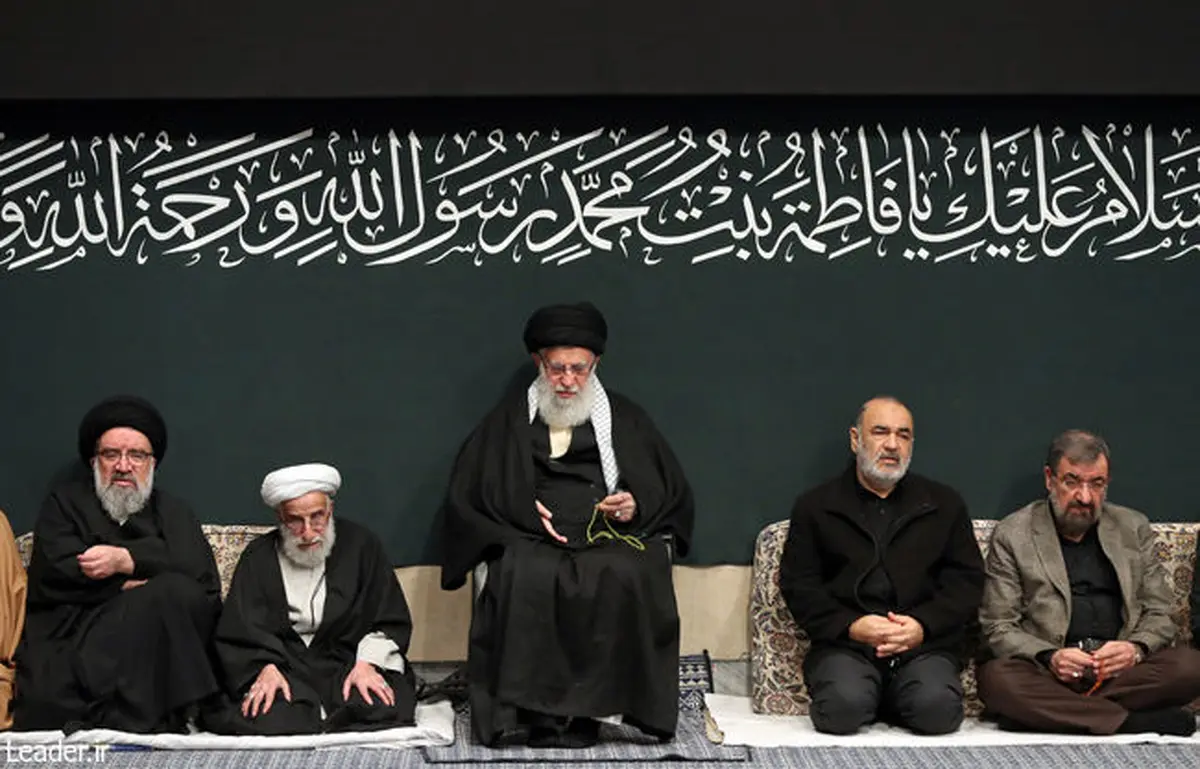 Supreme Leader urges youth to choose Imam Hussein as role model