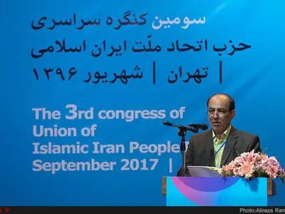 نقش خاتمی در هدایت و انسجام اصلاح‌طلبان برجسته است/ سیاست‌ورزی اصلاح‌طلبانه به حذف رقیب کمر نمی‌بندد