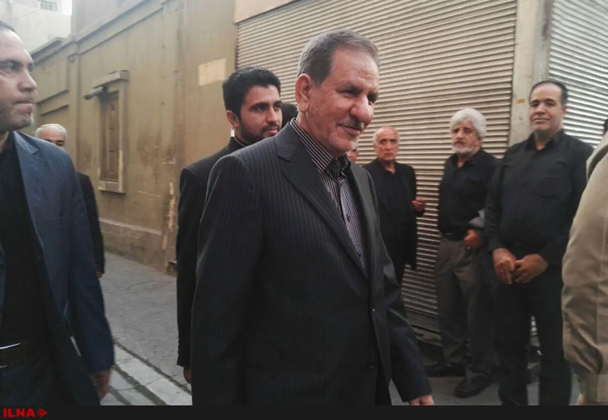 معاون اول رئیس‌جمهور در مراسم ترحیم آیت‌الله غروی حاضر شد + تصاویر