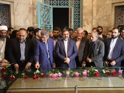 برای گسترش فضایل اخلاقی و انسانی به سعدی نیاز داریم/ وزارت ارشاد تعدادی از خانه‌های تاریخی شیراز را در اختیار هنرمندان قرار دهد