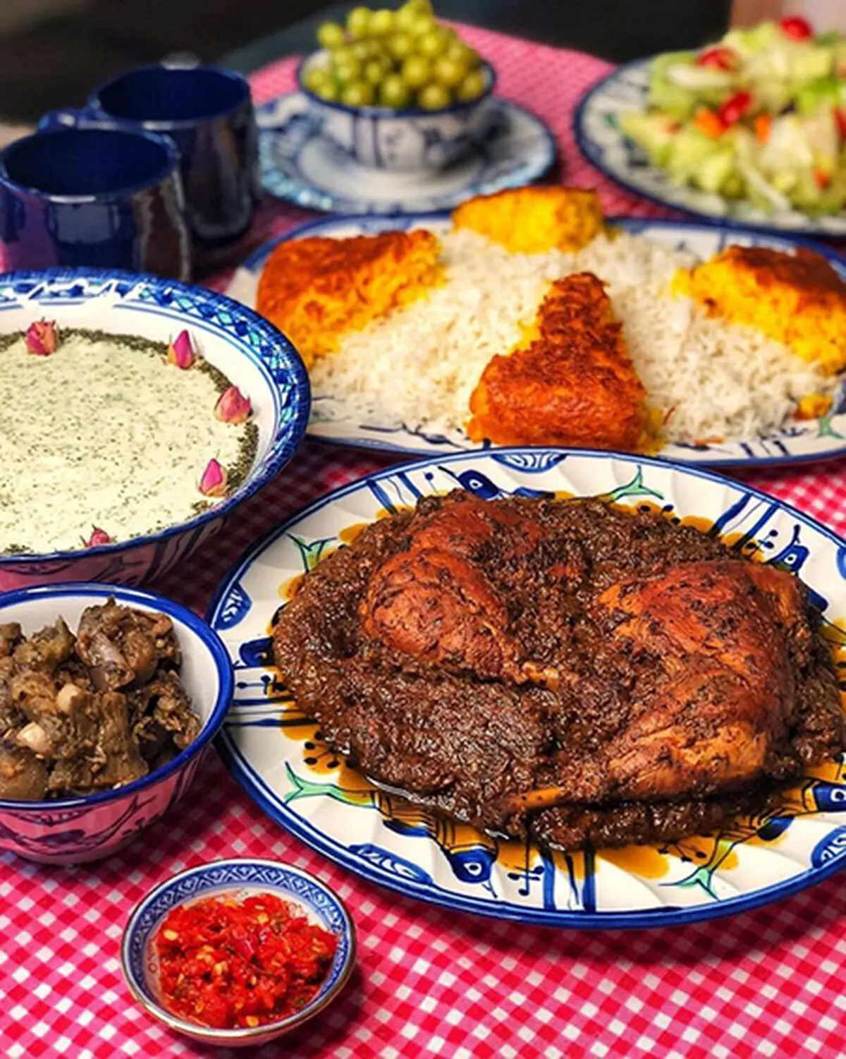 طرز تهیه خورشت انار بیج به 2 روش مختلف