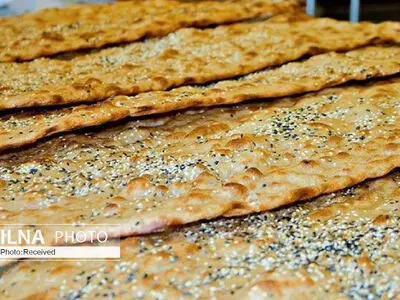 تکذیب انتقال ویروس کرونا از طریق مصرف نان/ مردم نگران نباشند