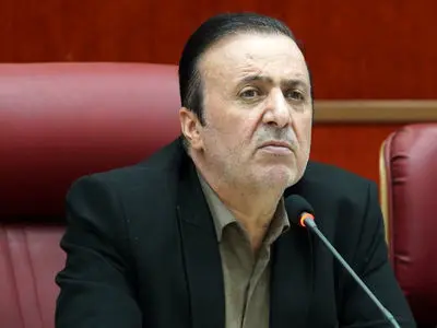 هیچ رقابتی میان بانک‌ها معنا ندارد