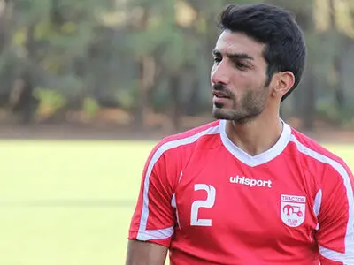 مدافع تراکتور قرارداد خود را تمدید کرد