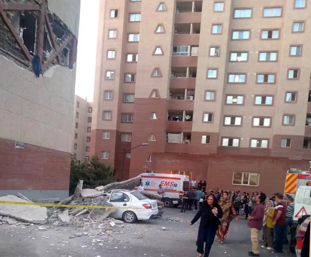 سه واحد مسکونی در شیراز بر اثر انفجار گاز تخریب شد