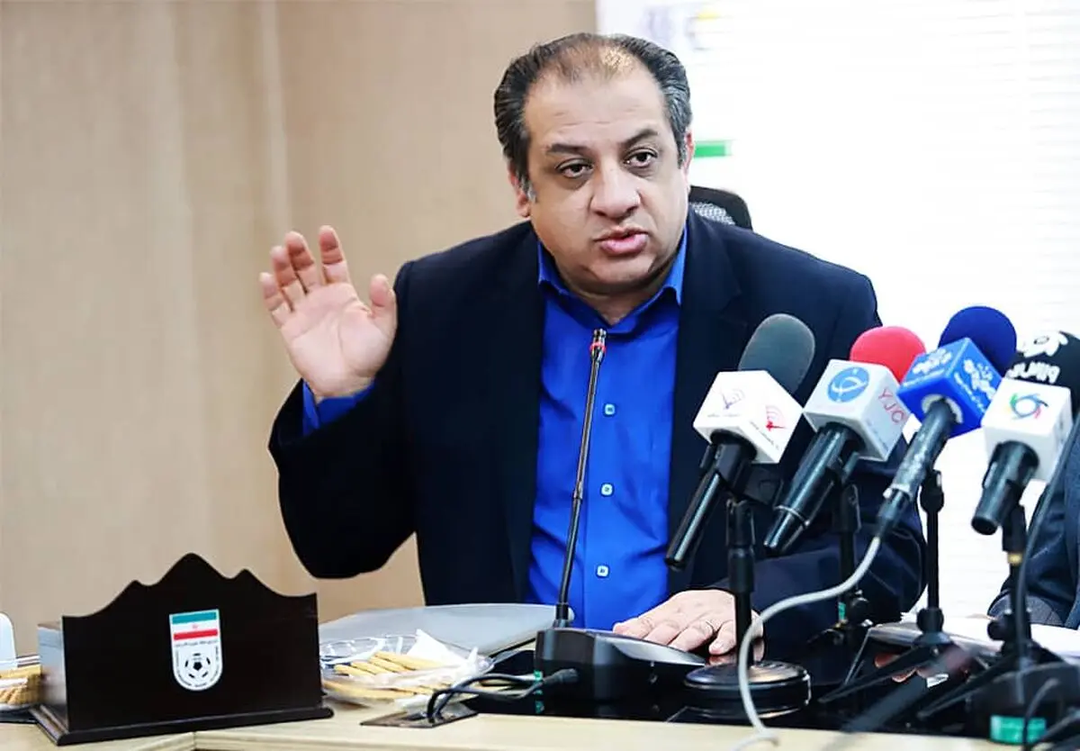 مهدی: ستاد مبارزه با کرونا باید تصمیم گیری کند