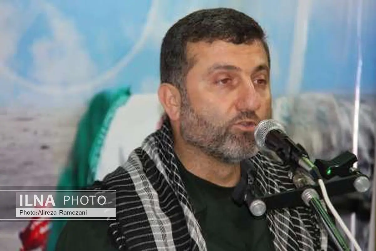 نصب سازه فضایی میدان شهدای سرپل‌ذهاب در رشت آغاز شد
