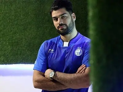 بازیکن اسبق استقلال به صنعت نفت آبادان پیوست