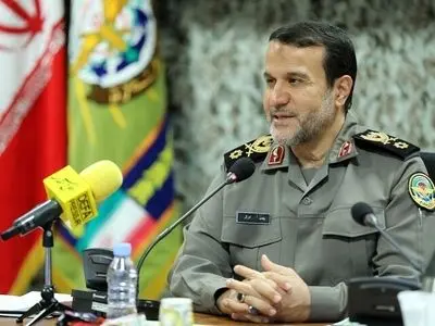 پاسداران این مسیر مقدس، همواره گوش به فرمان ولی فقیه هستند